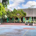 Lapangan Tengah